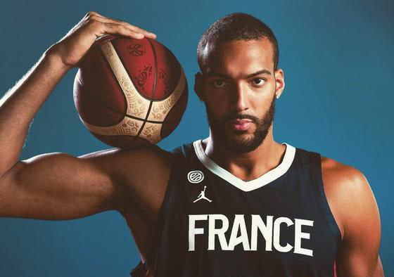 76人力克独行侠，戈贝尔高光表现